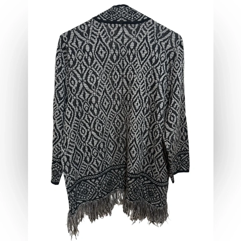 Ruby Rd. Aztec pattern cardigan size petite medium - Picture 2 of 6